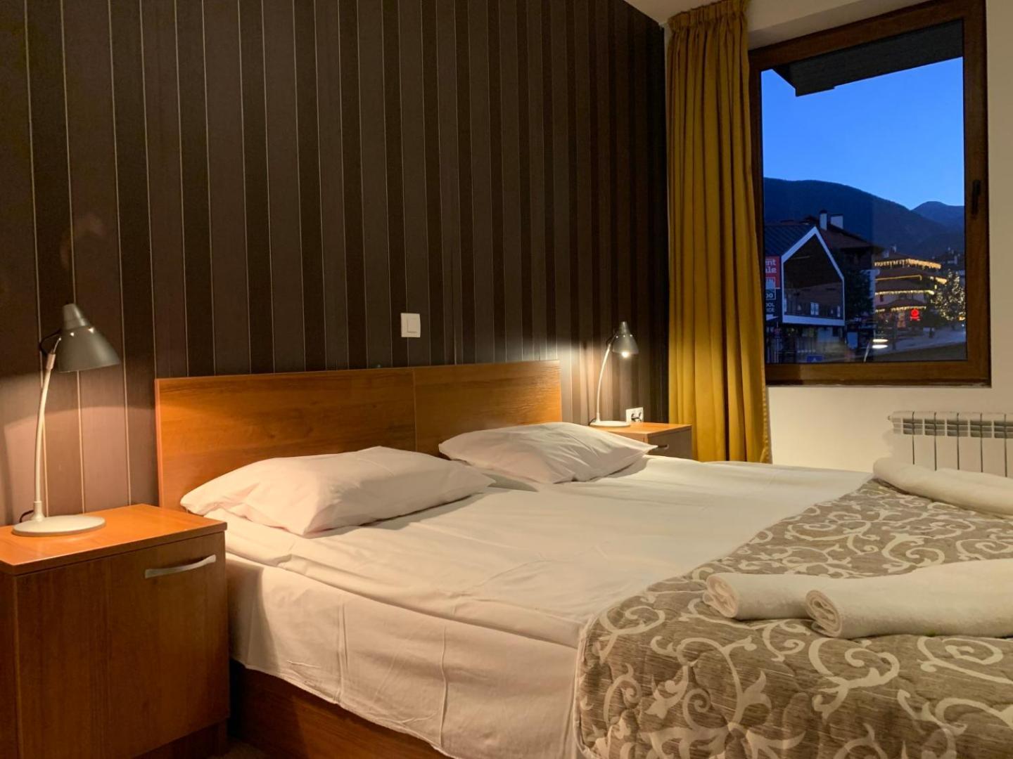 Granat Gondola Lift Apartments Bansko Exterior foto